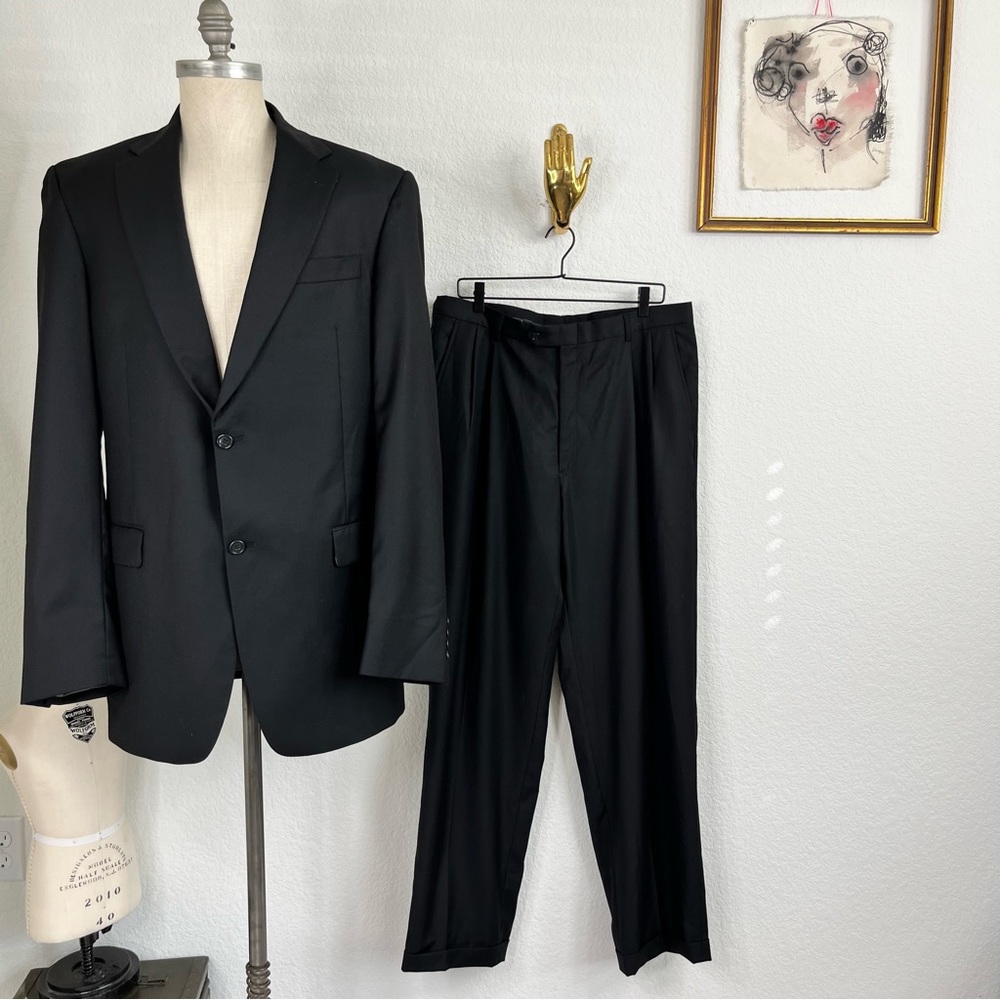Hart Shaffner Marx Black Men Suit